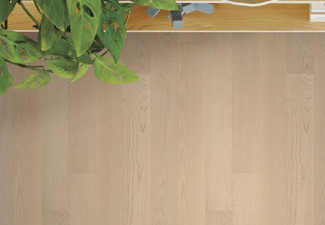 Anderson Tuftex - European Ash