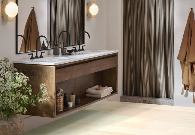 Anderson Tuftex Grand Estate White Oak Ashton Court view 2