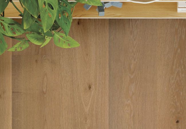 Anderson Tuftex Grand Estate White Oak Eaton Manor view 3