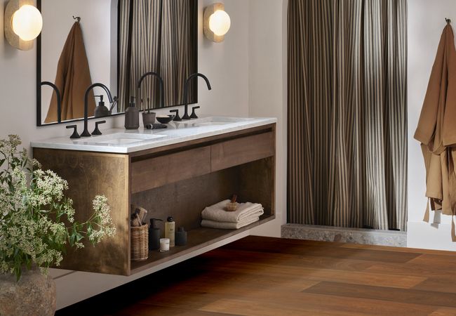 Anderson Tuftex Grand Estate White Oak Hatfield House view 2