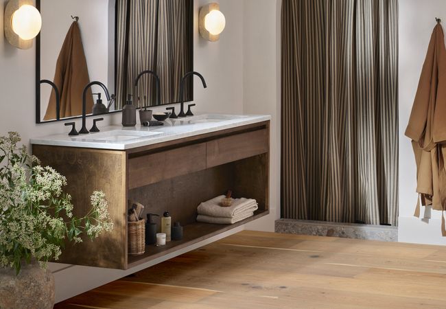 Anderson Tuftex Grand Estate White Oak Stanford Hall view 2