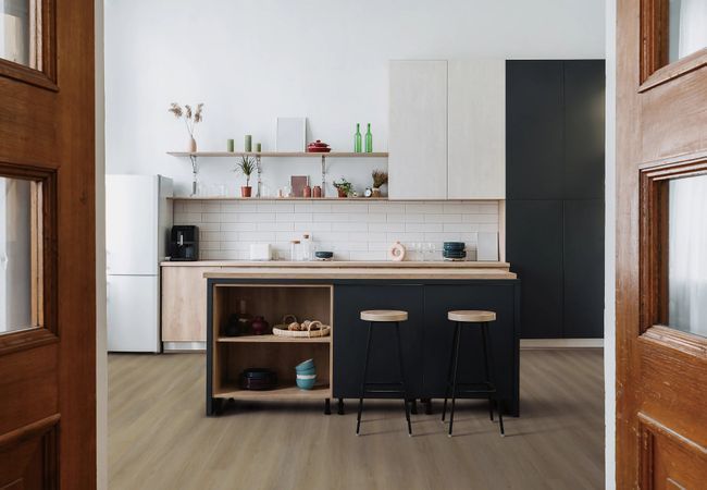 COREtec Originals Classics Foxbury Oak Luxury Vinyl Plank view 2