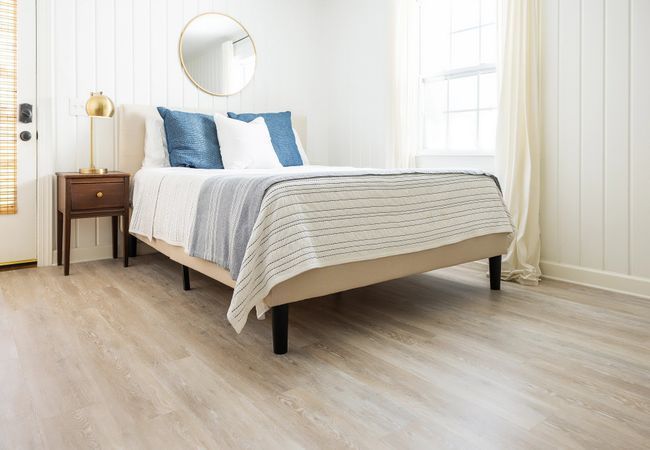 COREtec Originals Classics Ivory Coast Oak Luxury Vinyl Plank view 2