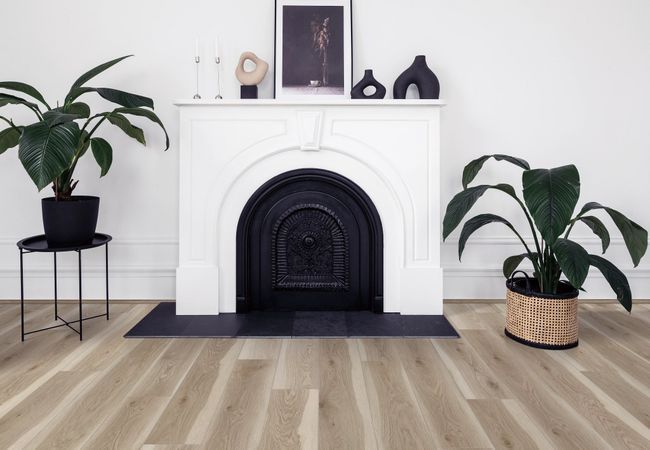 COREtec Originals Enhanced Kingston Oak Luxury Vinyl Plank view 2