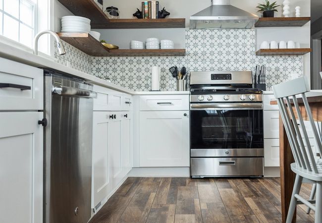 Coretec Originals Enhanced Marianas Oak Luxury Vinyl Plank view 2