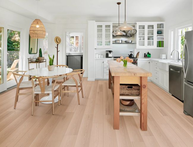 Coretec Originals Premium Grande Soft Bourbon Maple view 2