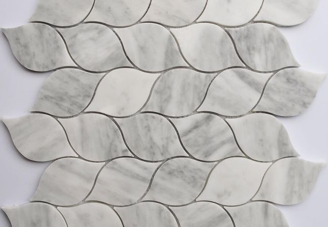 MDR Marble Mosaic Leaf Bianco Carrara