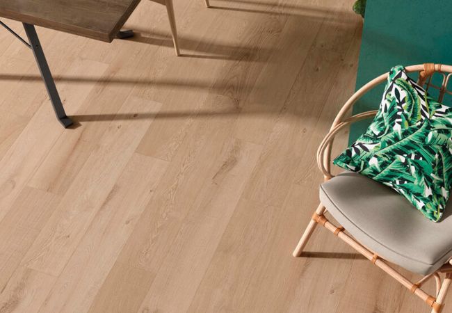 Midgley West Crossroad Wood Amber Tile 10"x80" - Glossy view 2