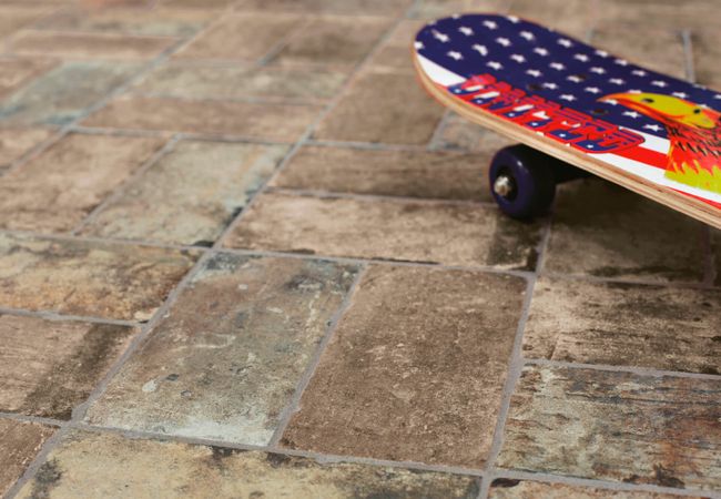 Midgley West New York Broadway Esagona Tile 9"x11" - Natural - Image 2