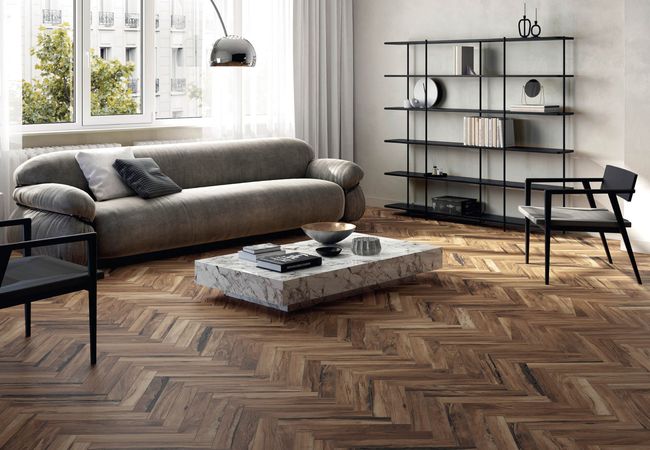 Midgley West Sherwood Mahogany Tile 3"x18" - Natural view 2