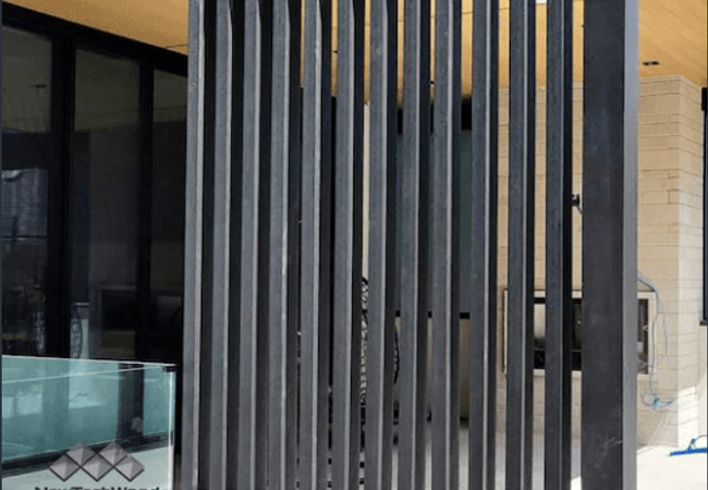 NewTechWood UH17 Screen and Partition Beams Narrow Hawaiian Charcoal - Image 2