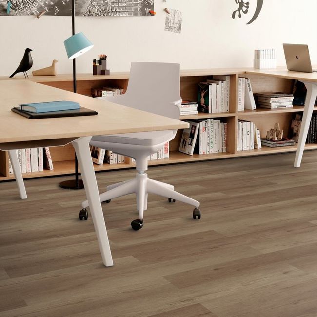 Shaw Noble Roots 2.5 Golden Luxury Vinyl Plank view 2