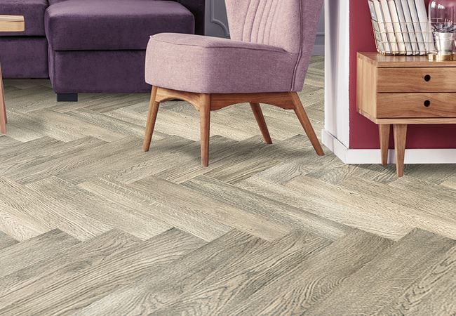 Twelve Oaks Wishbone White Oak Joyous Ride view 2