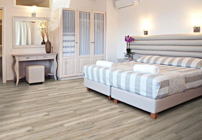 XL Flooring Flexiplank Savannah Bay view 2