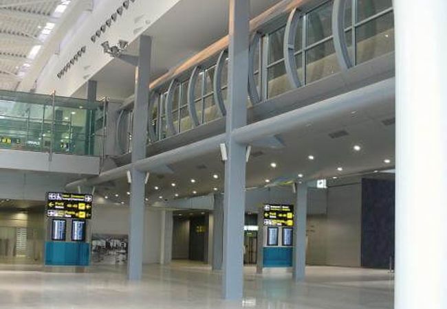 Toucan 12mm Handscraped Laminate Floors